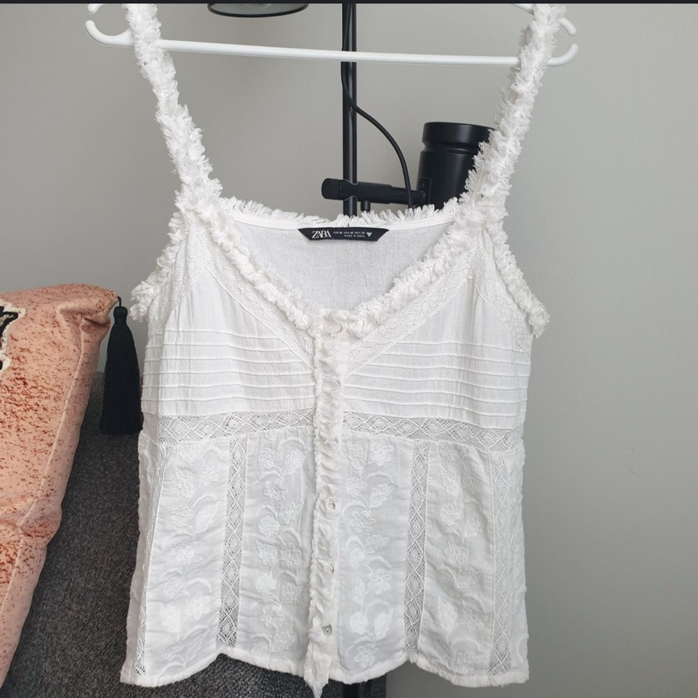 Zara White Ruffled Sleeveless Camisole